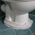 Течет унитаз: причины и методы устранения