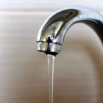 Что делать, если у горячей или холодной воды слабый напор